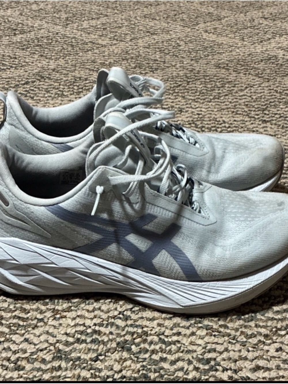 Asics Men’s Light Gray Athletic Running Shoes